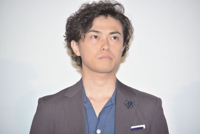 吉沢亮のドS発言に大歓声！小栗旬ら映画『銀魂2 掟は破るためにこそある』初日舞台あいさつに出席（13枚目）