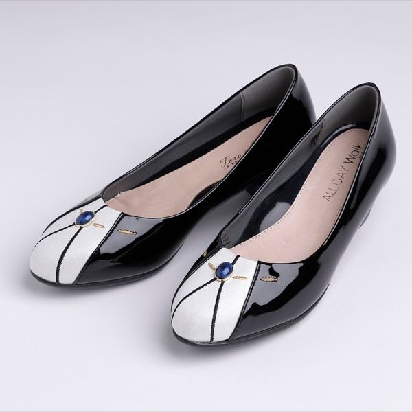 安室透をイメージしたパンプス＆ショートブーツも！（8枚目）