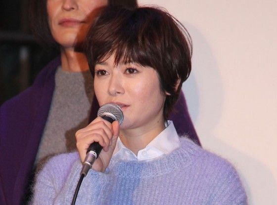 「四代目JSB」ショットを披露した真木よう子　※画像は今年1月撮影のもの