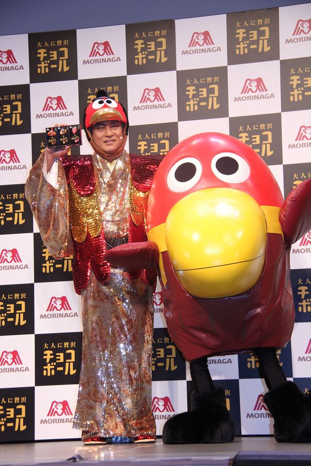 松平健、キョロちゃん風衣装でサンバ披露！　画像ギャラリー（14枚目）