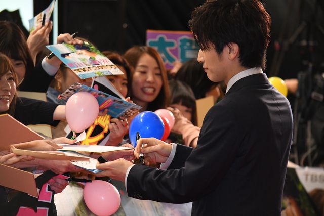 細田佳央太、関水渚、岩田剛典らがレッドカーペットに登場！『町田くんの世界』ジャパンプレミア（8枚目）