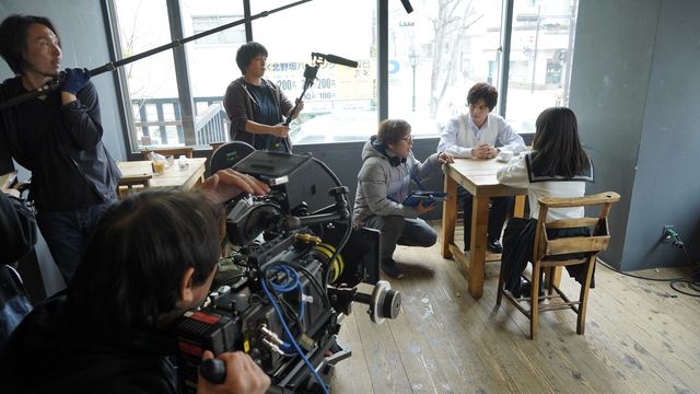 浜辺美波＆福本莉子の浴衣姿がカワイイ！『思い、思われ、ふり、ふられ』メイキング写真（7枚目）