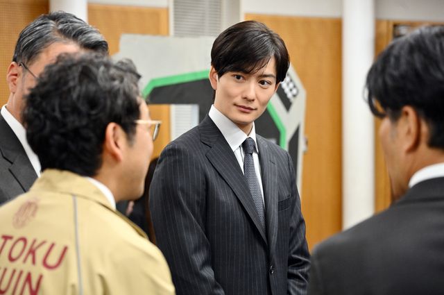 文部科学副大臣が目撃したのは…「御上先生」第4話場面写真【ネタバレあり】（4枚目）