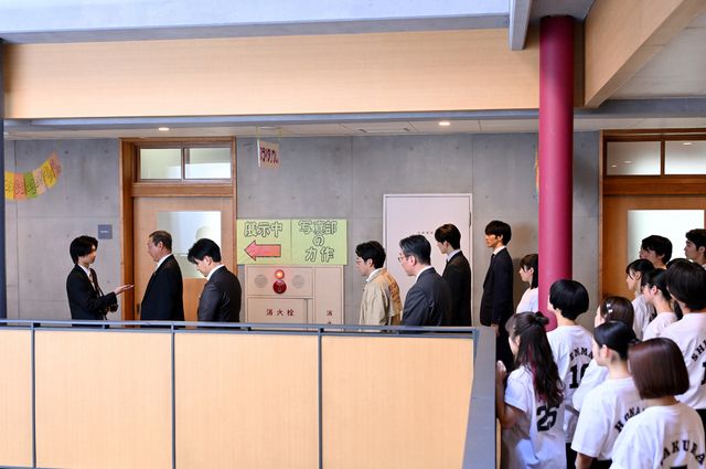文部科学副大臣が目撃したのは…「御上先生」第4話場面写真【ネタバレあり】（44枚目）