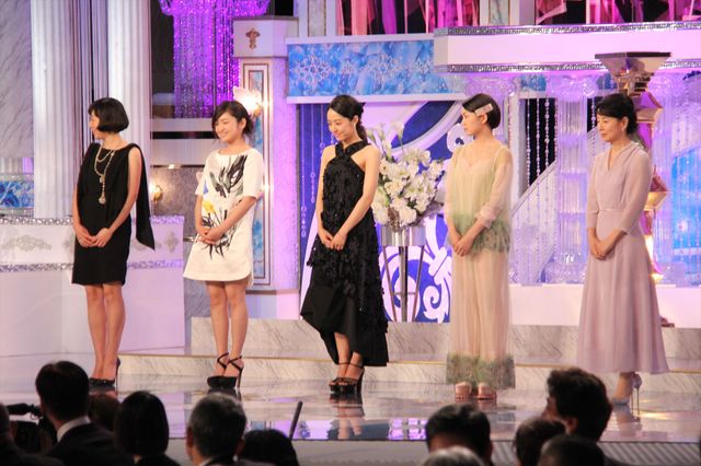 二階堂ふみ、シースルードレスで魅了！【第38回日本アカデミー賞】（13枚目）