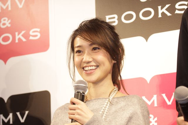 大島優子＆大倉孝二、夫婦漫才のような軽妙なやりとり！映画『ロマンス』DVD＆ブルーレイ発売記念イベントフォトギャラリー（2枚目）