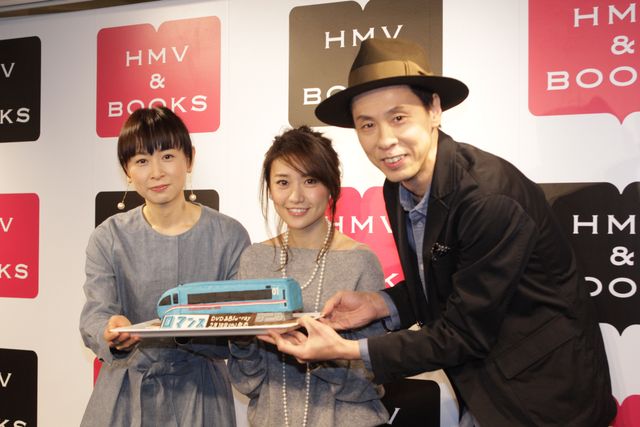 大島優子＆大倉孝二、夫婦漫才のような軽妙なやりとり！映画『ロマンス』DVD＆ブルーレイ発売記念イベントフォトギャラリー（9枚目）