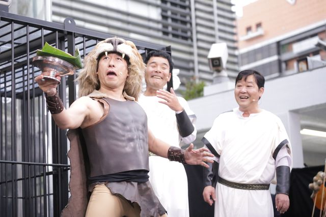 新宿に本物のライオンが！フォトギャラリー（3枚目）