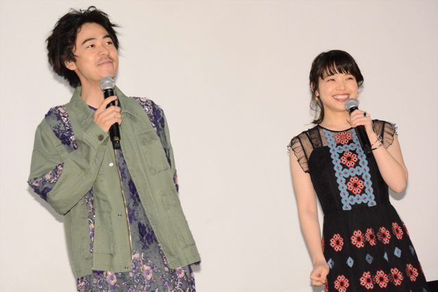 岸井ゆきの＆成田凌のキラキラ笑顔！『愛がなんだ』公開記念舞台あいさつ（5枚目）