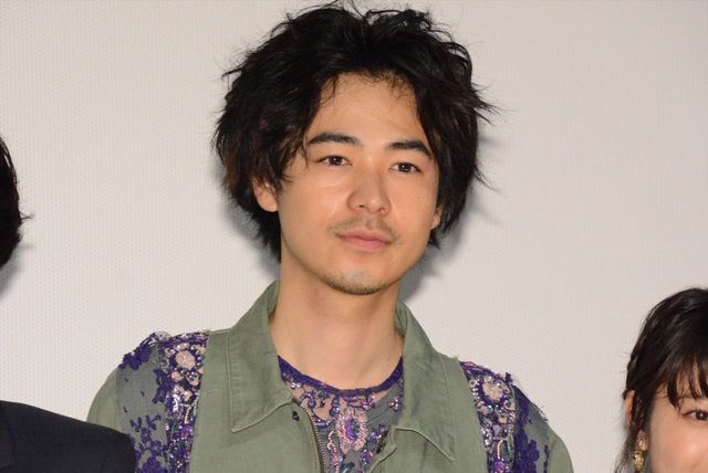 岸井ゆきの＆成田凌のキラキラ笑顔！『愛がなんだ』公開記念舞台あいさつ（11枚目）