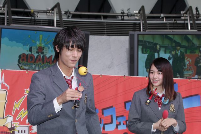 中川大志、フジ「8DAMAスパイク」で山本舞香とけん玉挑戦　画像ギャラリー（7枚目）