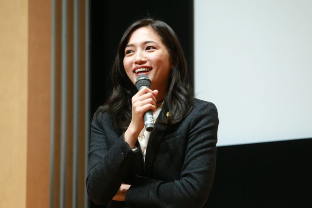 坂口健太郎＆川口春奈、スーツ姿がカッコいい！「イノセンス 冤罪弁護士」先行特別試写会（7枚目）