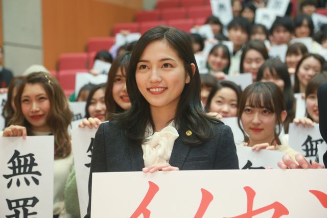 坂口健太郎＆川口春奈、スーツ姿がカッコいい！「イノセンス 冤罪弁護士」先行特別試写会（10枚目）