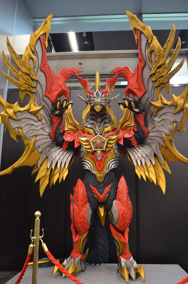 「ウルトラマンオメガ」新メテオカイジュウ・ヴァルジェネスが初披露！「TSUBURAYA CONVENTION 2025」前夜祭（3枚目）