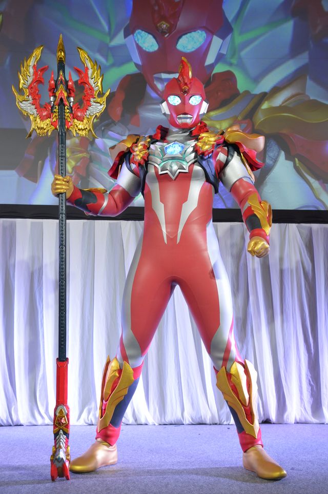 「ウルトラマンオメガ」新メテオカイジュウ・ヴァルジェネスが初披露！「TSUBURAYA CONVENTION 2025」前夜祭（6枚目）