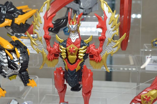 「ウルトラマンオメガ」新メテオカイジュウ・ヴァルジェネスが初披露！「TSUBURAYA CONVENTION 2025」前夜祭（22枚目）