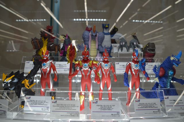 「ウルトラマンオメガ」新メテオカイジュウ・ヴァルジェネスが初披露！「TSUBURAYA CONVENTION 2025」前夜祭（23枚目）