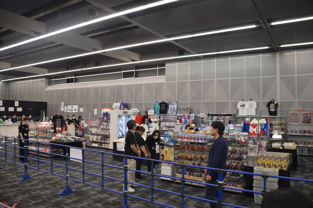 「ウルトラマンオメガ」新メテオカイジュウ・ヴァルジェネスが初披露！「TSUBURAYA CONVENTION 2025」前夜祭（25枚目）