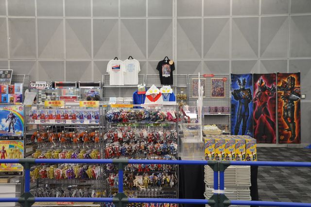 「ウルトラマンオメガ」新メテオカイジュウ・ヴァルジェネスが初披露！「TSUBURAYA CONVENTION 2025」前夜祭（26枚目）