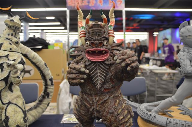 「ウルトラマンオメガ」新メテオカイジュウ・ヴァルジェネスが初披露！「TSUBURAYA CONVENTION 2025」前夜祭（31枚目）