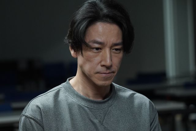 和泉元彌が闇を抱える元警察官役「相棒season23」第13話場面カット：フォトギャラリー