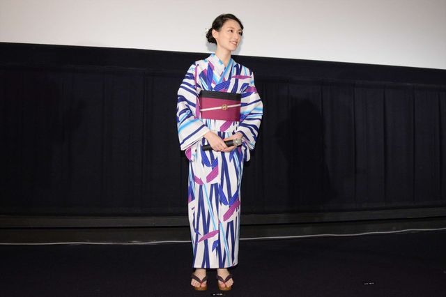 栗山千明、艶やかな和服姿で恋人役・松坂桃李とのエピソードを告白@新宿ピカデリー（6枚目）