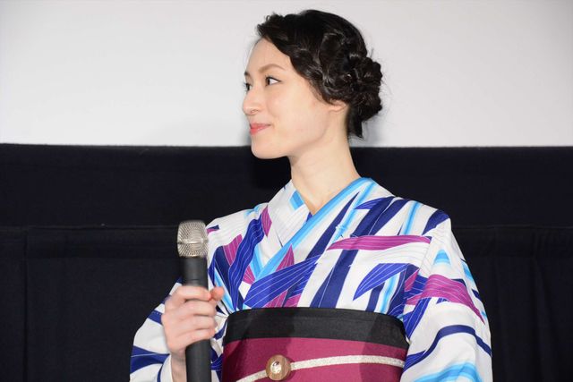 栗山千明、艶やかな和服姿で恋人役・松坂桃李とのエピソードを告白@新宿ピカデリー（9枚目）