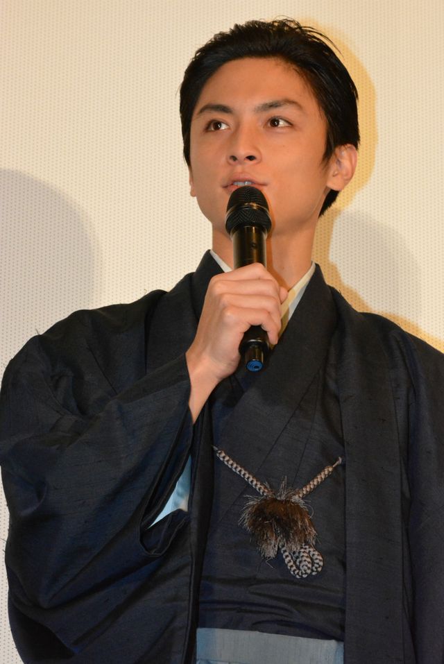 上戸彩、怖かった…映画『武士の献立』初日舞台あいさつフォトギャラリー（10枚目）