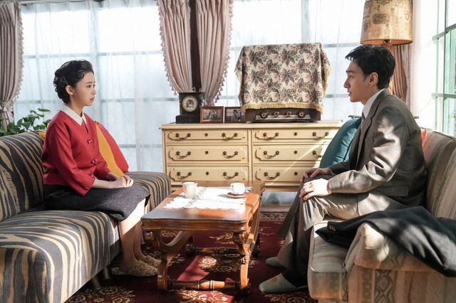 羽鳥が訪ねてきて…「ブギウギ」第125回の場面写真（5枚目）