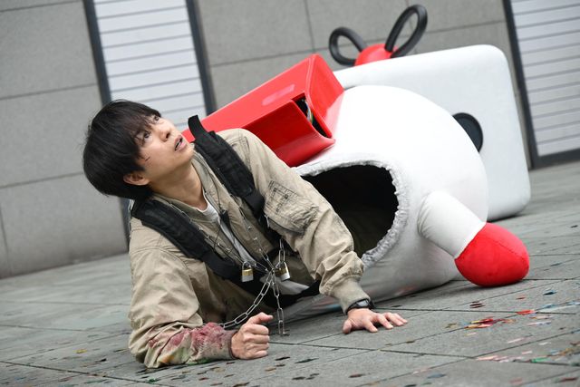 「放送局占拠」天狗＆がしゃどくろが正体を明かす！第2話場面写真（ネタバレあり）（4枚目）