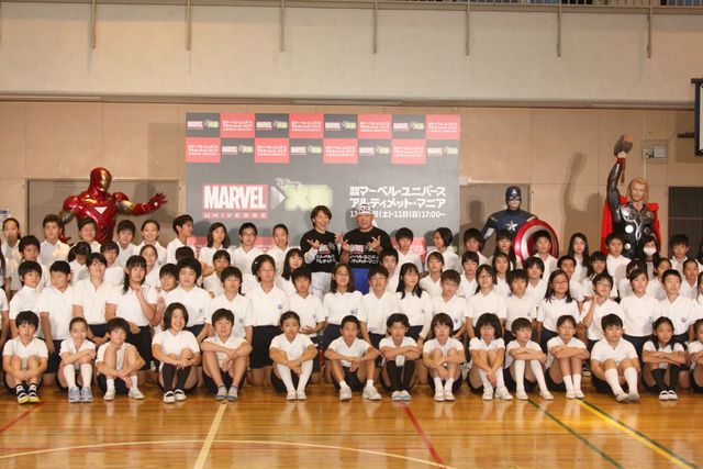 アニマル浜口、浜口京子親子が一日教師！「マーベル・ヒーローへの道」特別授業フォトギャラリー（12枚目）