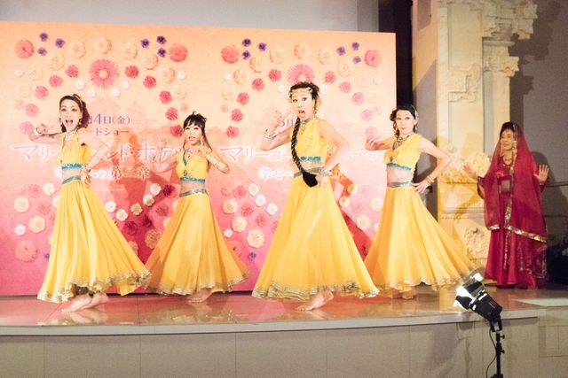 中村玉緒、リチャード・ギア等身大フィギュアにメロメロ！『マリーゴールド・ホテル　幸せへの第二章』イベント写真ギャラリー（3枚目）