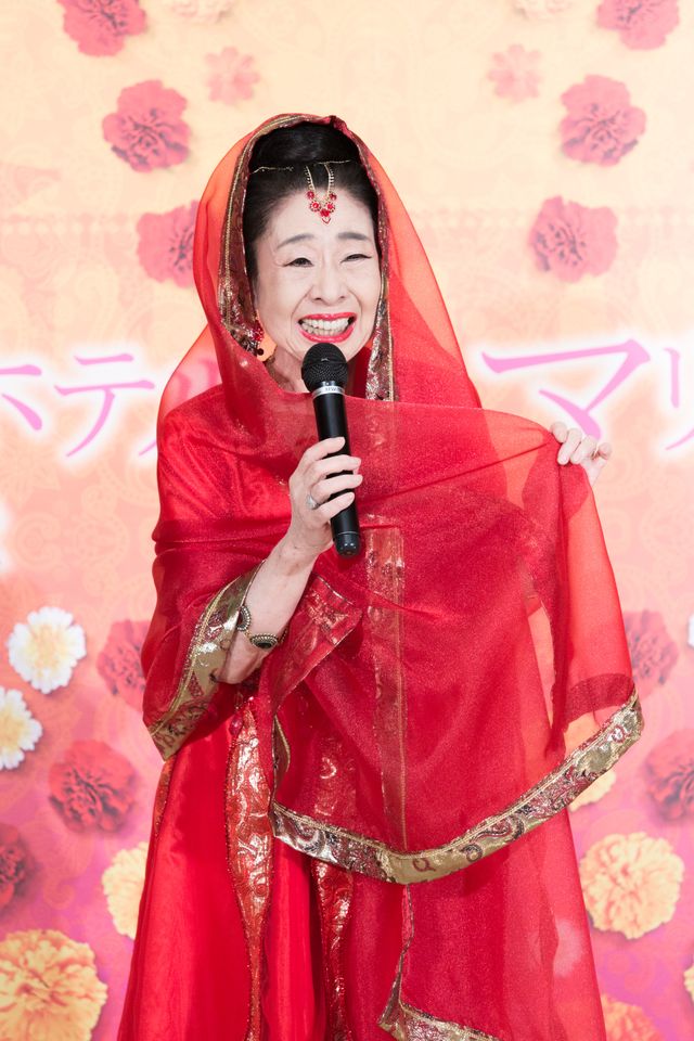 中村玉緒、リチャード・ギア等身大フィギュアにメロメロ！『マリーゴールド・ホテル　幸せへの第二章』イベント写真ギャラリー（17枚目）