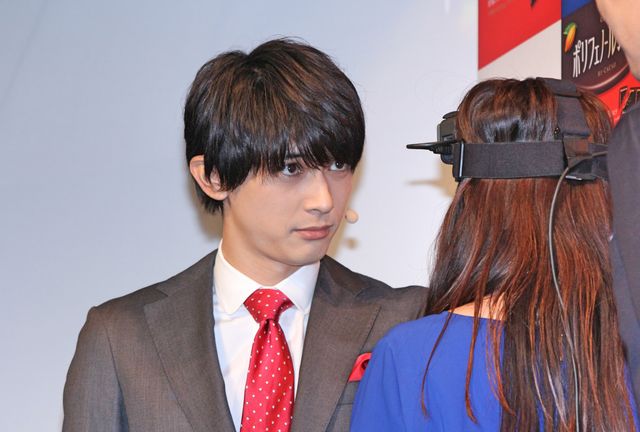 吉沢亮＆安田顕に女性ファン熱狂「ポリフェノールショコラ」Webドラマ完成披露試写会（2枚目）