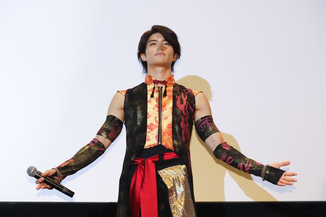 田崎監督まで“はなたか”姿に…『ドンブラザーズ THE MOVIE』大ヒット御礼はなたかあいさつ（8枚目）