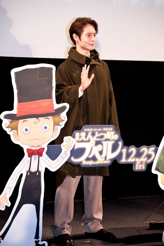 窪田正孝＆芦田愛菜、キャラクターをイメージした衣装で登場！（4枚目）