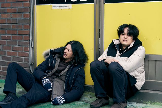 池松壮亮＆オダギリジョーが兄弟役　オール韓国ロケ『アジアの天使』初ビジュアル（2枚目）