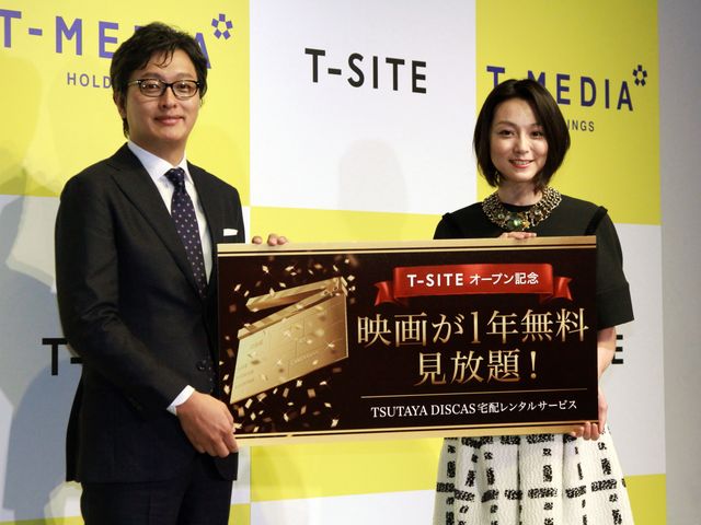 本上まなみ、ママになっても抜群のスタイル！フォトギャラリー（12枚目）