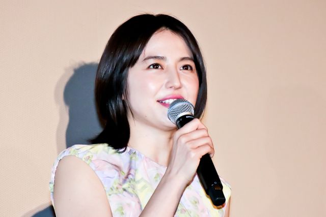 ついに公開！長澤まさみ『コンフィデンスマンJP』初日舞台あいさつ（2枚目）