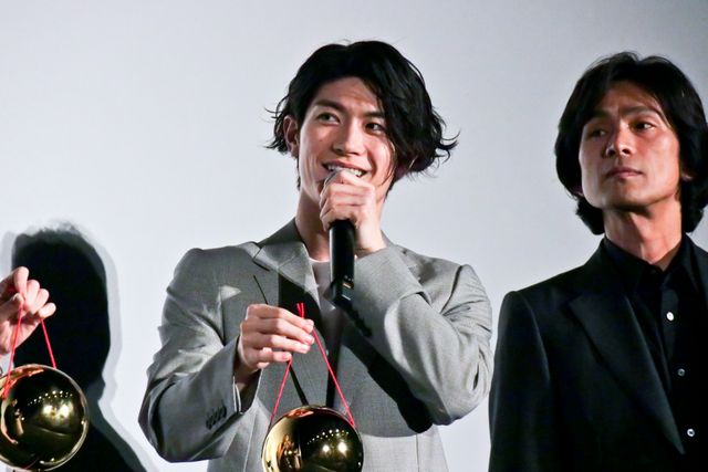 ついに公開！長澤まさみ『コンフィデンスマンJP』初日舞台あいさつ（7枚目）