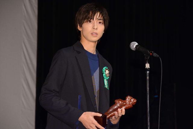 池松壮亮、丸刈で日本映画界に喝！　「つまらない映画は何本作っても同じ」　画像ギャラリー（13枚目）