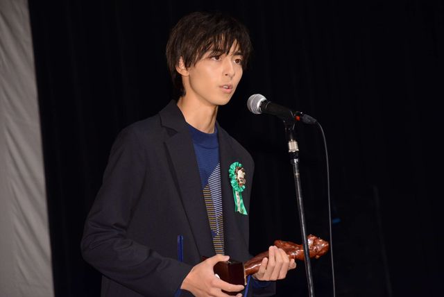 池松壮亮、丸刈で日本映画界に喝！　「つまらない映画は何本作っても同じ」　画像ギャラリー（14枚目）