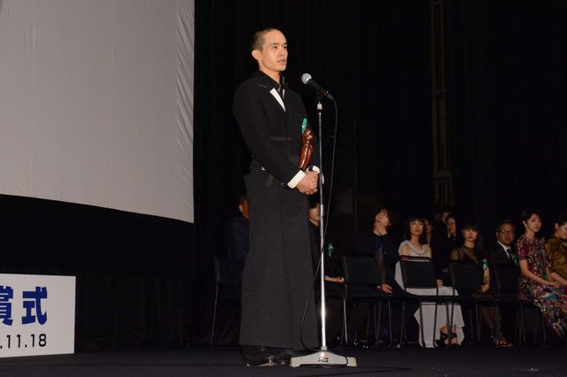 池松壮亮、丸刈で日本映画界に喝！　「つまらない映画は何本作っても同じ」　画像ギャラリー（39枚目）