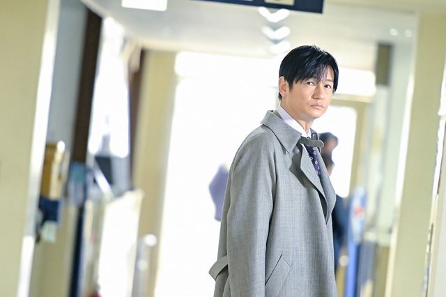 【10枚】 梨央のシリアスな表情も…ドラマ「最愛」第6話（9枚目）