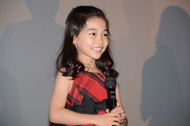 登場は仲良く手をつないで…田中圭＆娘役の岩崎未来！森カンナも出席した『劇場版　びったれ!!!』初日舞台あいさつ【フォトギャラリー】（8枚目）