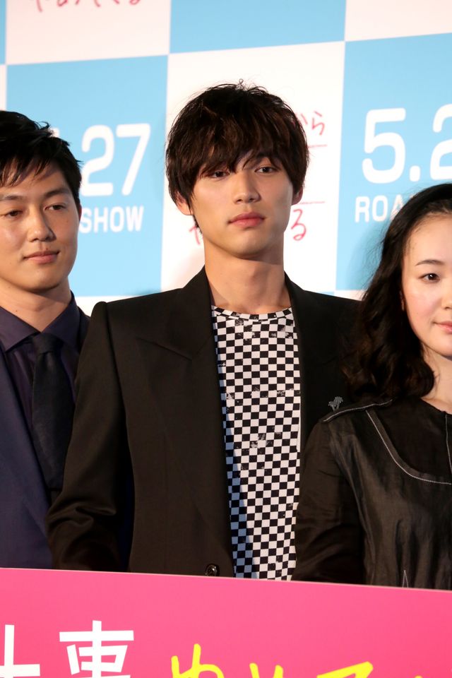 福士蒼汰？僕のベッドで横になっていますよ。を素でやった男・工藤阿須加　『ちょっと今から仕事やめてくる』完成披露試写会フォトギャラリー（6枚目）