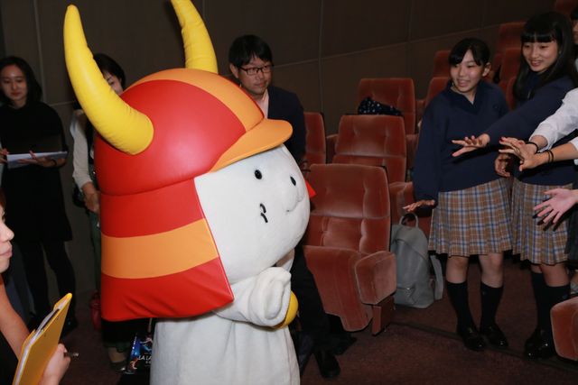 リケジョ＆リケダンルックの土屋太鳳＆間宮祥太朗、自転車で登場！（9枚目）