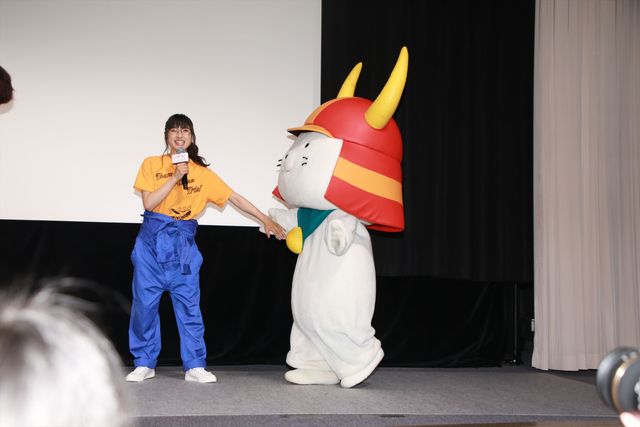 リケジョ＆リケダンルックの土屋太鳳＆間宮祥太朗、自転車で登場！（21枚目）