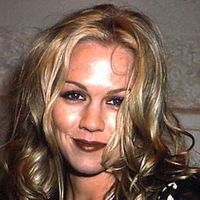 jenniegarth1.jpg