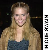 dominique_swain4.jpg